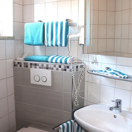Gaeste-haus Roesch 3* Wiesent