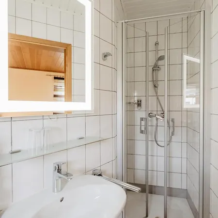 Pensjonat Gaeste-haus Roesch 3*