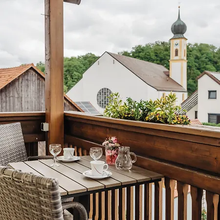 بيت ضيافة Gaeste-haus Roesch